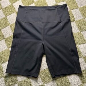 Girlfriend Collective Black High-Rise Bike Shorts | Size L